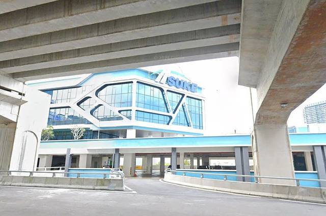 SUKE toll plaza building